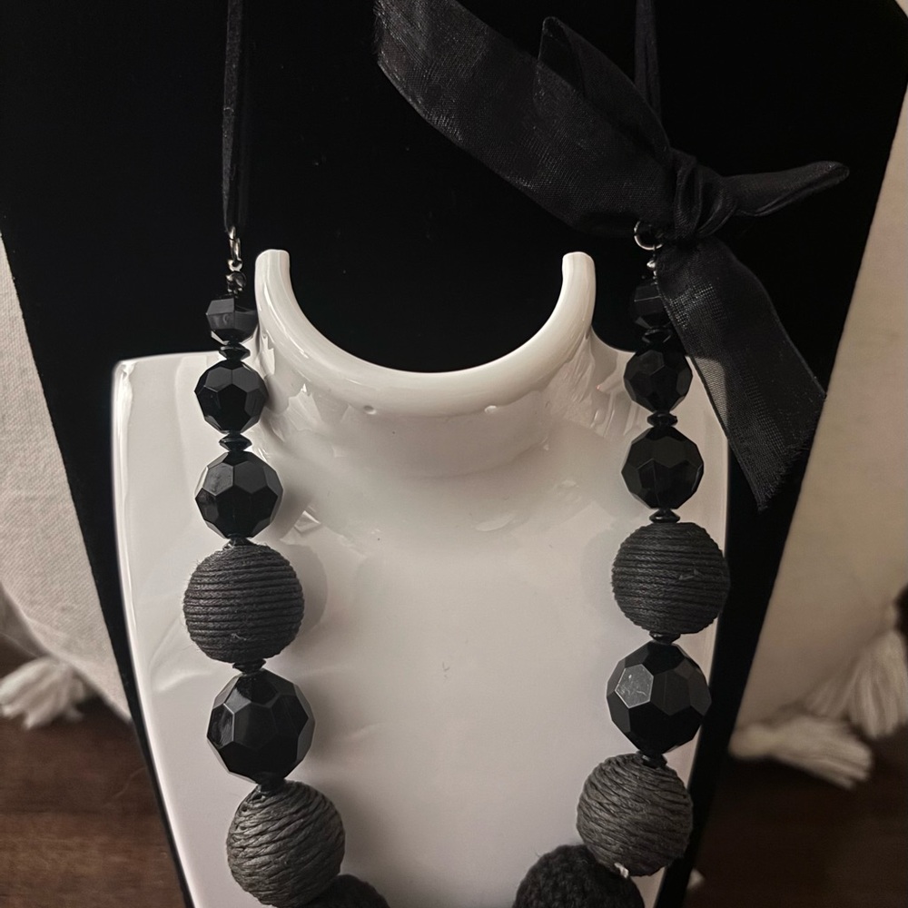 Black Vintage Necklace - RN0001